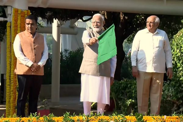 PM Modi inaugurates projects worth over ₹400 crore in Gujarat on National Unity Day