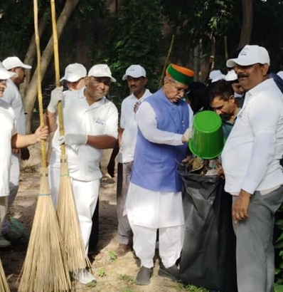 Law Minister Arjun Ram Meghwal participates in Swachhata Hi Seva campaign 2026 in New Delhi