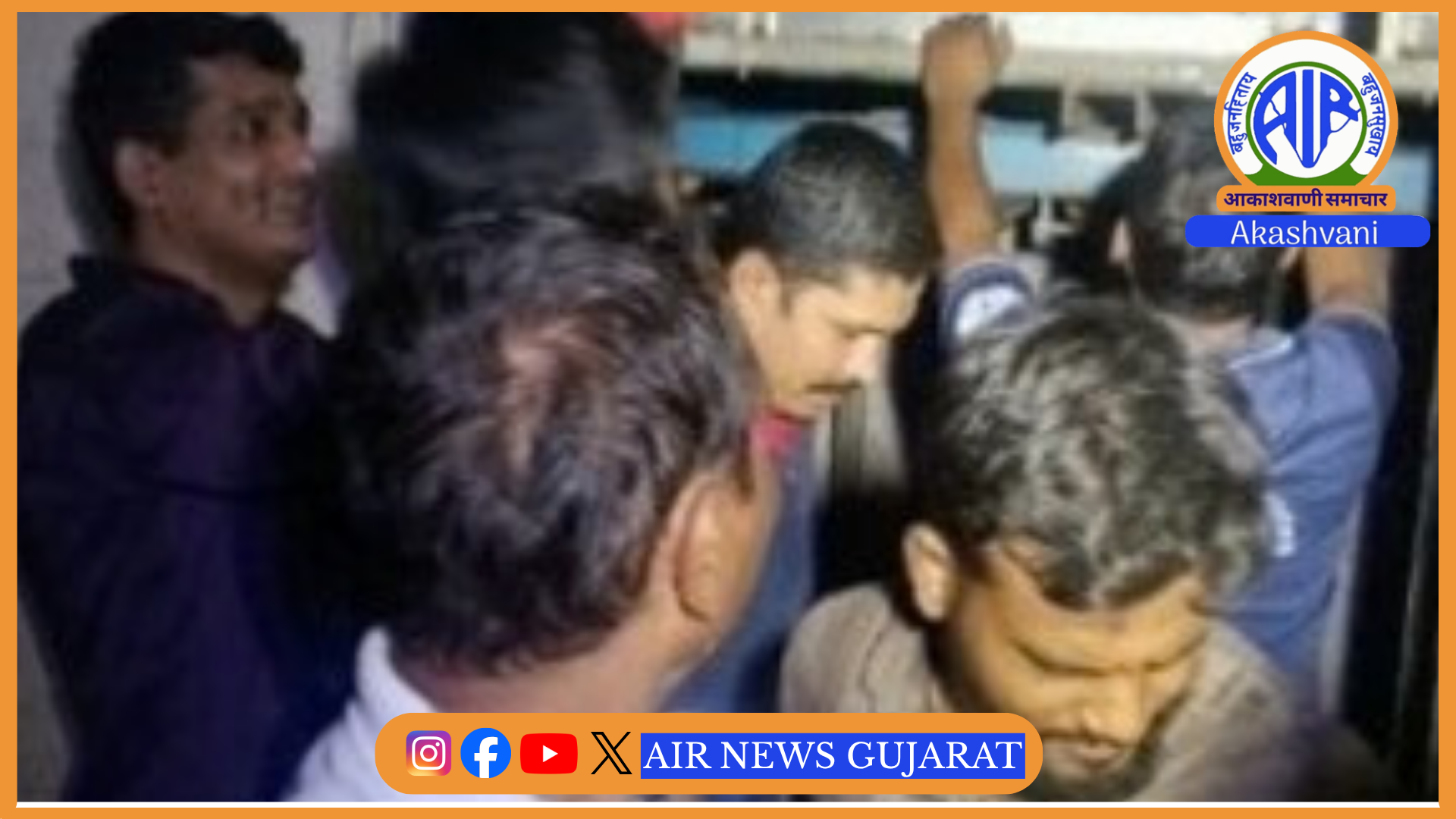 સુરતના સારોલી વિસ્તારમાં આવેલી કુબેરજી વર્લ્ડ ટેક્સટાઈલ માર્કેટમાં અચાનક લિફ્ટ ખોટકાઈ હતી