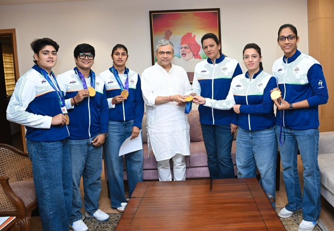 Union Minister Ashwini Vaishnaw congratulates women’s Kabbadi team for winning gold in Asian Games