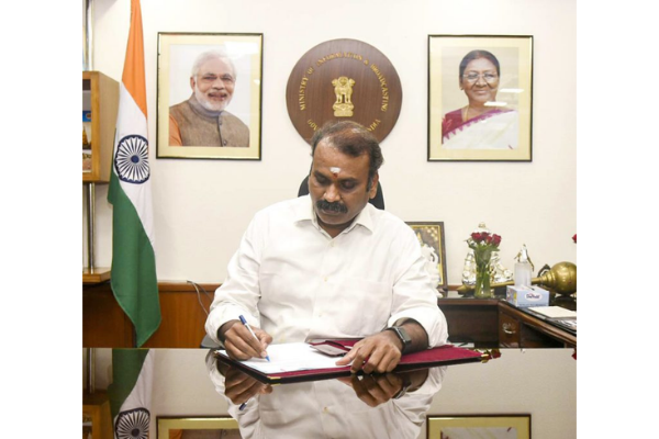 केंद्रीय मंत्री एल मुरुगन ने मंत्रिपरिषद और राज्यसभा सदस्यता से इस्तीफा दिया