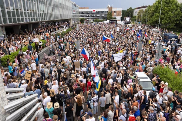Massive protest in Czech Republic against govt’s new plan on funding public broadcasters