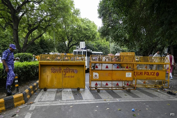 Delhi police detain several CJP protesters in violation of prohibitory orders