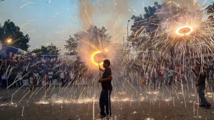 Public awareness more effective in tackling firecracker-induced air pollution in Delhi, says CJI