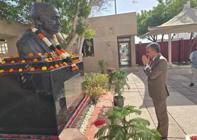 UAE marks Gandhi Jayanti with tributes to Mahatma Gandhi UAE marks Gandhi Jayanti with tributes to Mahatma Gandhi