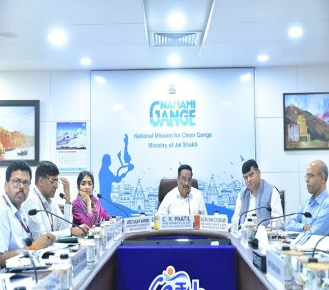 जल शक्ति मंत्री सी.आर. पाटिल ने गंगा पुनर्जीवन पर सशक्त कार्य बल की बैठक की अध्यक्षता की