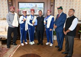 Himachal CM meets Asian Games gold-winning women kabaddi players