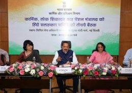 Hindi promotion should be through creating opportunities, says Dr Jitendra Singh Hindi promotion should be through creating opportunities, says Dr Jitendra Singh