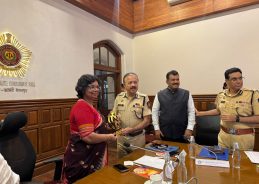 NCW Chairperson Vijaya Rahatkar reviews women’s safety and legal issues in Mumbai NCW Chairperson Vijaya Rahatkar reviews women’s safety and legal issues in Mumbai