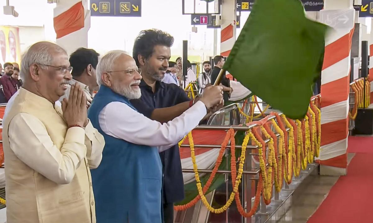 PM Modi flags off Porur-Poonamallee metro service in Chennai, travels with Tamil Nadu CM