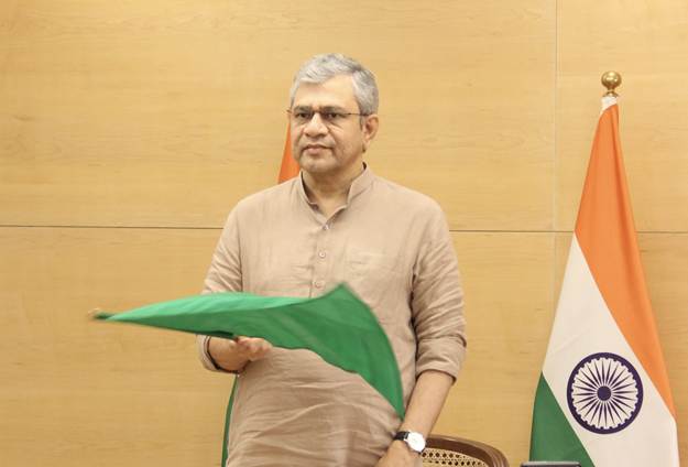 Railways Minister Ashwini Vaishnaw flags off Jaipur-Tatanagar-Santragachi Express