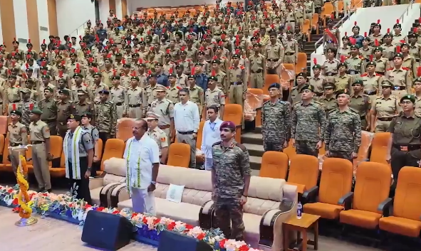 त्रिपुरा: राज्‍यपाल इंद्र सेना रेड्डी नल्लू ने NCC कैडेट्स से मज़बूत और एकजुट भारत बनाने में योगदान देने का आग्रह किया
