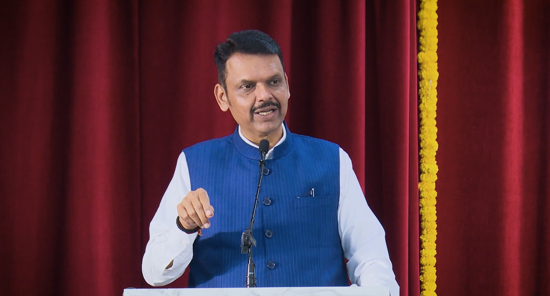 महाराष्ट्र: मुख्यमंत्री देवेंद्र फडणवीस ने AI क्षेत्र में मराठी भाषा के अधिक उपयोग का आह्वान किया
