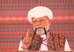 PM Modi launches various projects worth over Rs 14,000 crore in Gujarat; Also releases 24th instalment of PM-KISAN scheme