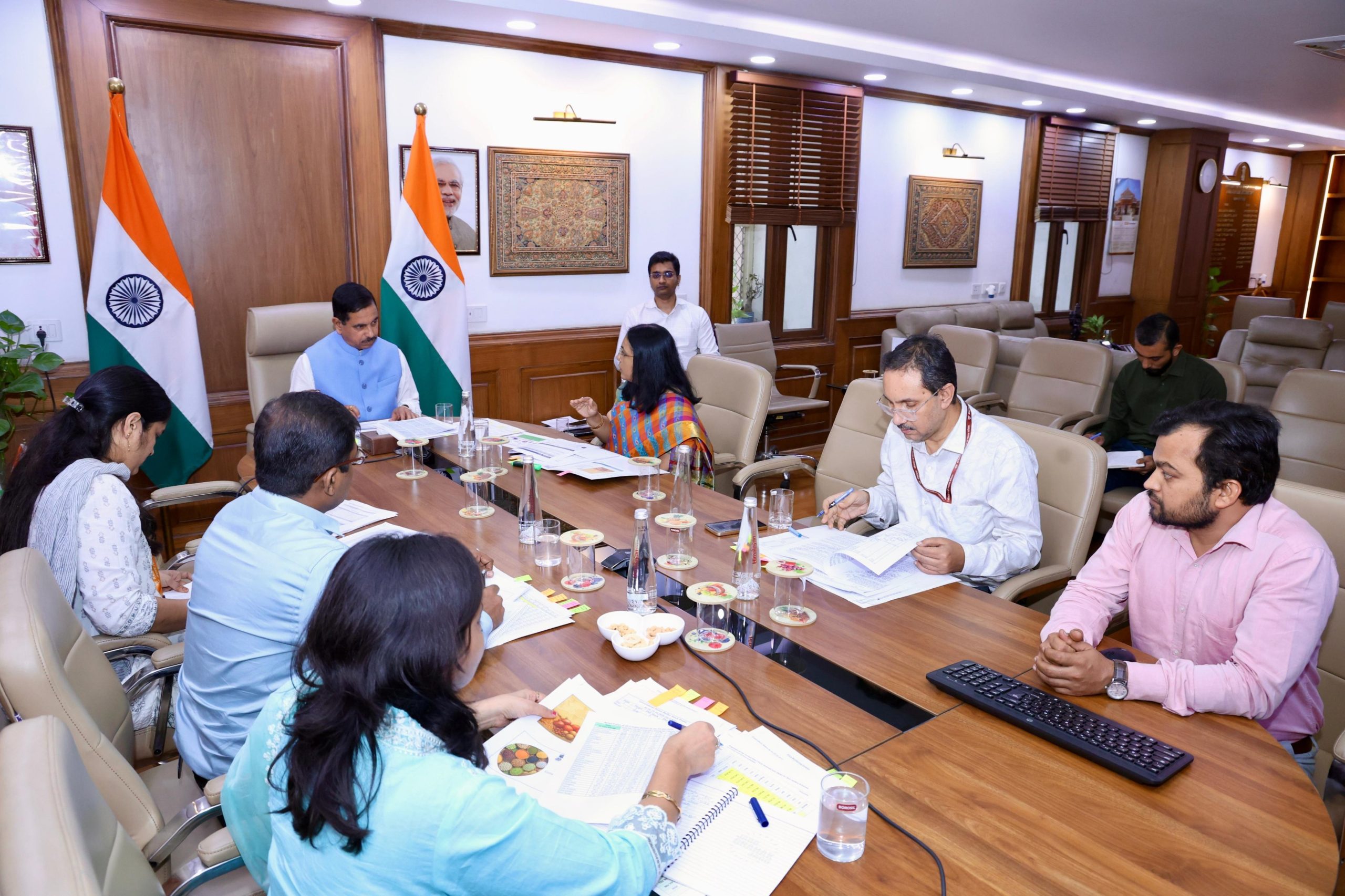 Union Minister Pralhad Joshi reviews festive-season market trends and stock requirements for next year