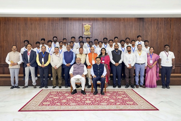 VP Radhakrishnan Interacts with Tamil Nadu Youth Delegates of Yuva Sangam Phase-VII