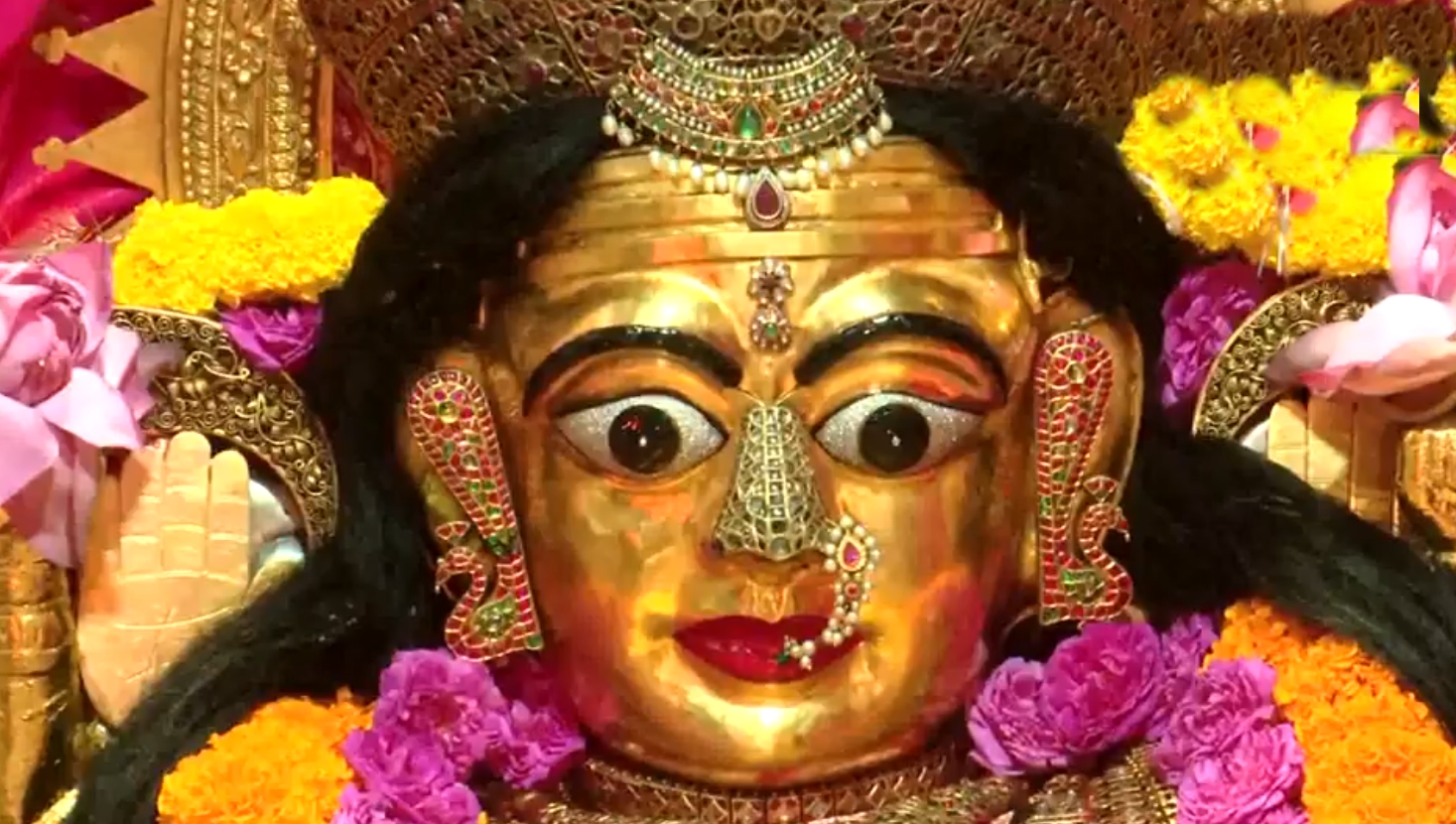 Sharadiya Navratri Begins with Religious Fervour at Major Goddess Temples in Maharashtra