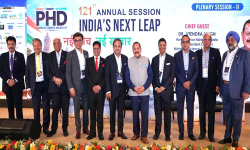 Dr Jitendra Singh Urges Industry to Accelerate Innovation for Viksit Bharat 2047
