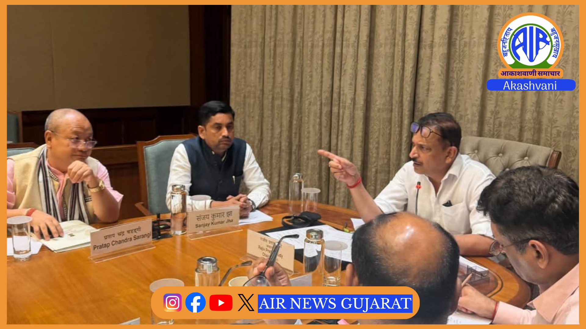 રાજ્યસભા સાંસદ ડૉક્ટર મુકેશ રાઠવાએ દિલ્હી ખાતેની બેઠકમાં છોટાઉદેપુરને નર્મદાનું પાણી પહોંચાડવા રજૂઆત કરી