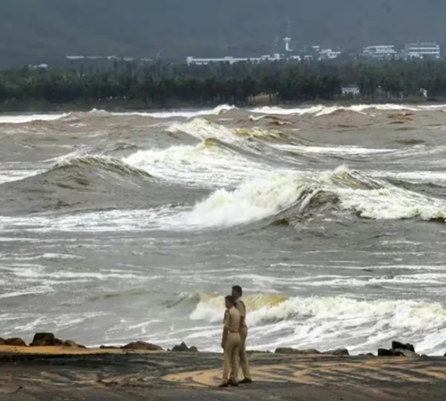 Odisha: Govt intensifies preparedness in vulnerable districts in view of Cyclone Arnab
