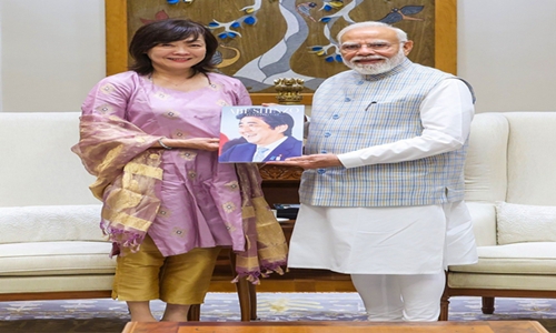 PM Modi Meets Akie Abe, Pays Tribute to Shinzo Abe’s Contribution to India-Japan Ties