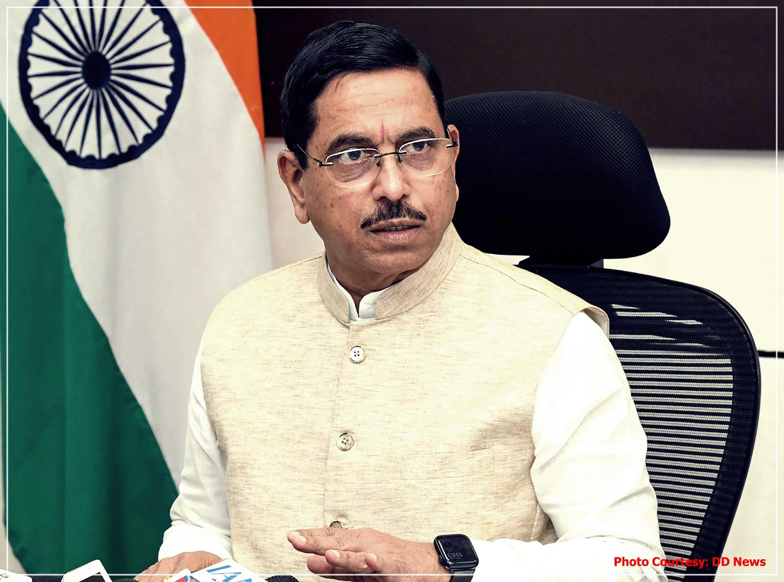 ‘‘প্রধানমন্ত্ৰী নৰেন্দ্ৰ মোদীৰ নেতৃত্বত ভাৰতে কৃত্রিম বুদ্ধিমত্তা অর্থাৎ এ আইৰ আন্তঃগাঁথনি বিকাশ কৰিছে’’ -কেন্দ্রীয় শিক্ষামন্ত্রী